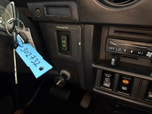 Used 1989 Toyota Land Cruiser AWD/4WD image 27