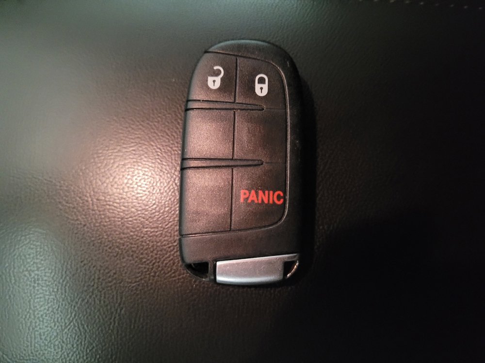 Used 2021 Jeep Grand Cherokee Laredo AWD/4WD image 32