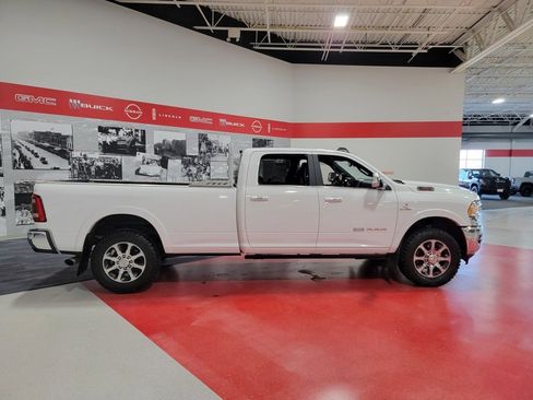 Used 2019 RAM 3500 Limited image 2