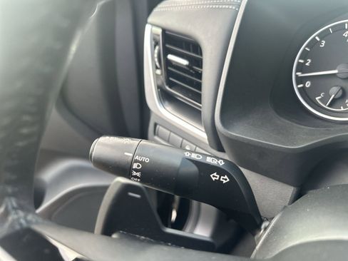 Certified 2022 Nissan Rogue SV w/ SV Premium Package image 24