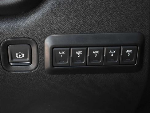 New 2026 Chevrolet Silverado 2500 Custom w/ Custom Value Package AWD/4WD image 20