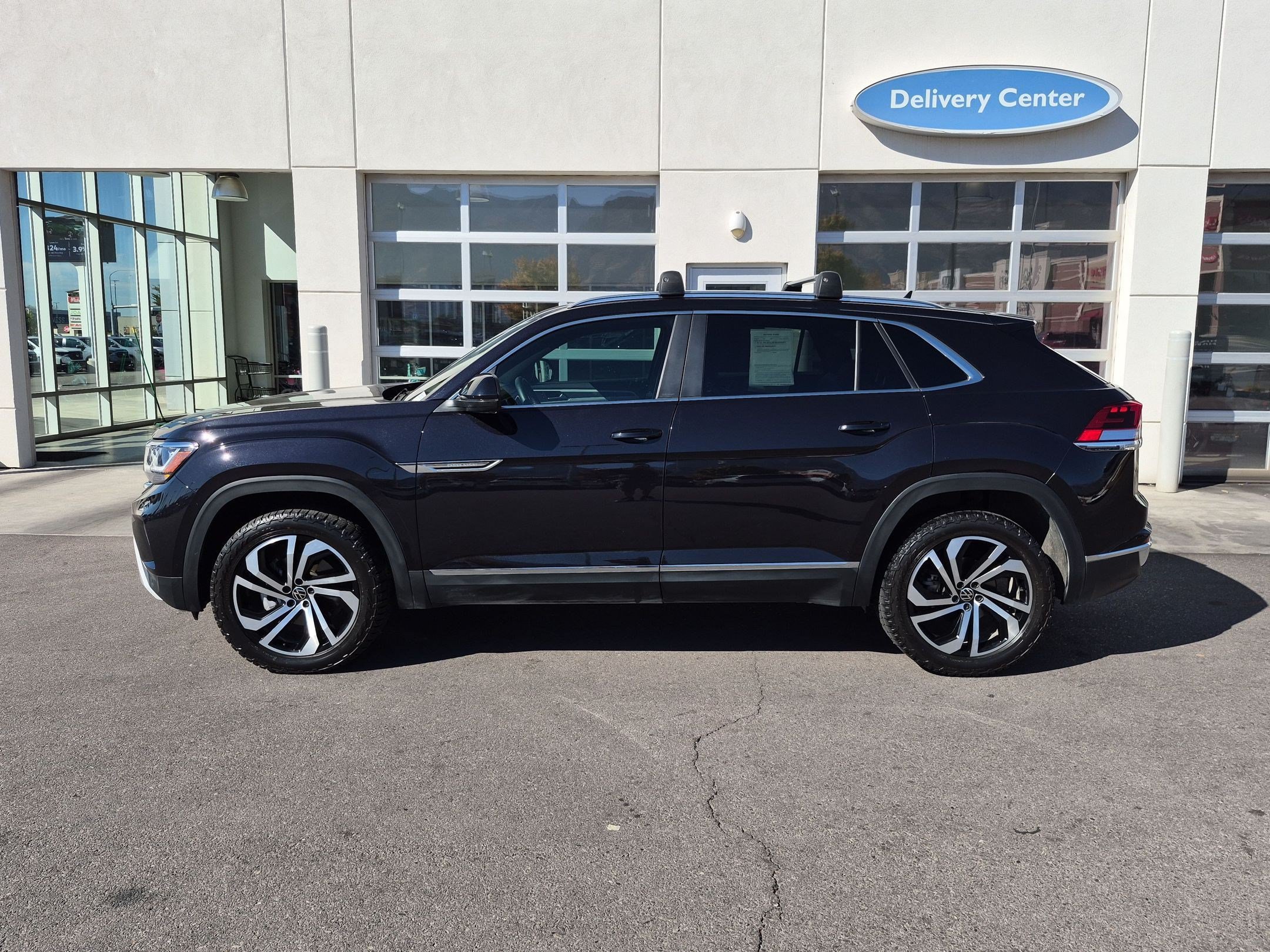 Used 2023 Volkswagen Atlas Cross Sport SEL AWD/4WD image 10