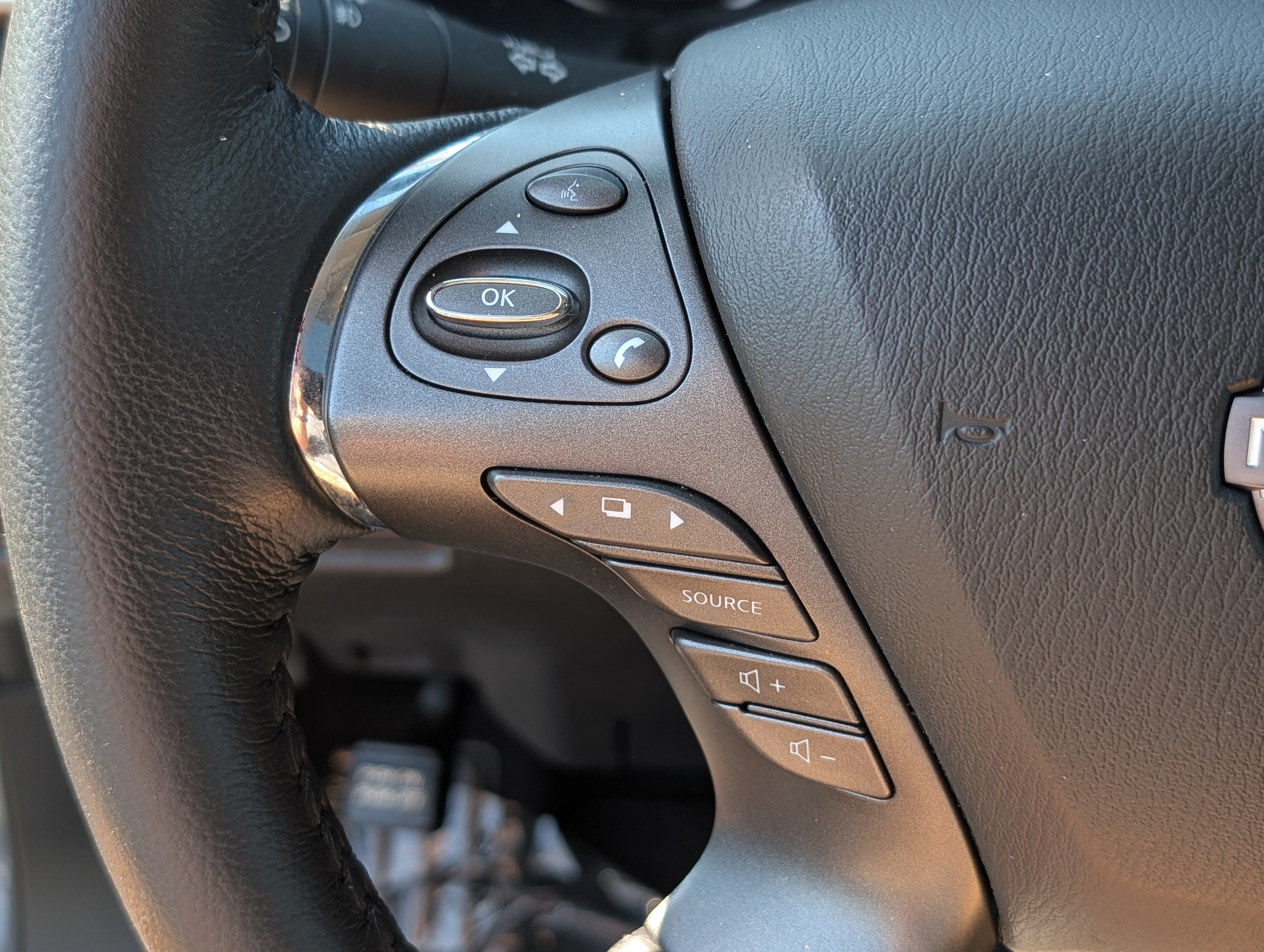 Used 2024 Nissan Murano SL AWD/4WD image 24