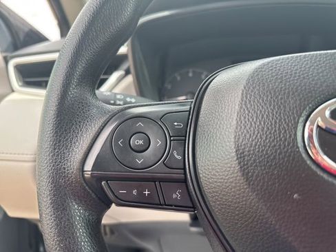 Used 2024 Toyota Corolla Cross L image 22