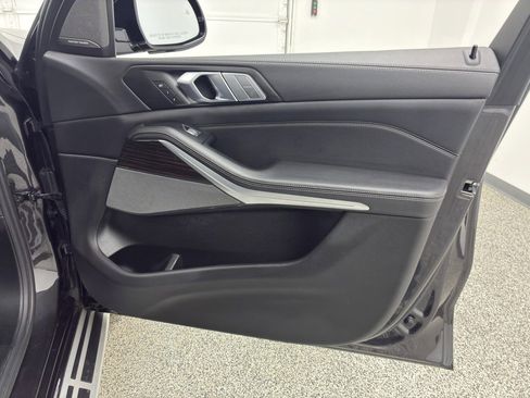 Used 2020 BMW X7 xDrive40i w/ Premium Package image 40