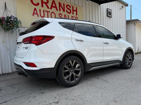 Used 2017 Hyundai Santa Fe Sport FWD image 4