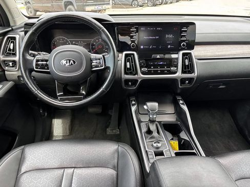 Used 2021 Kia Sorento EX AWD/4WD image 10