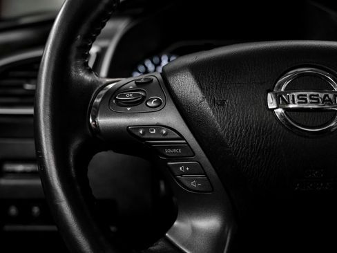 Used 2020 Nissan Murano Platinum w/ Cargo Package image 18