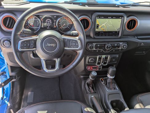 Used 2023 Jeep Gladiator Mojave w/ Trailer Tow Package AWD/4WD image 15