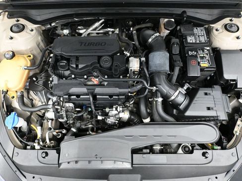 Used 2021 Kia K5 LXS image 45