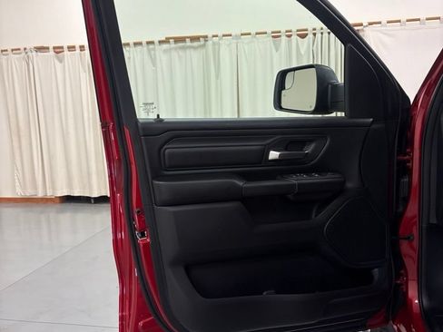 New 2026 RAM 1500 Express AWD/4WD image 16