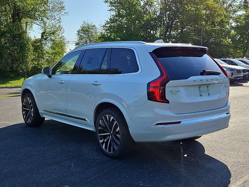 New 2026 Volvo XC90 T8 Ultra w/ Protection Package Premier AWD/4WD image 4