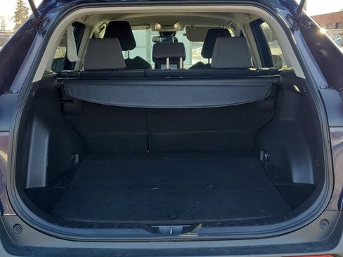 Used 2022 Toyota RAV4 XLE image 7