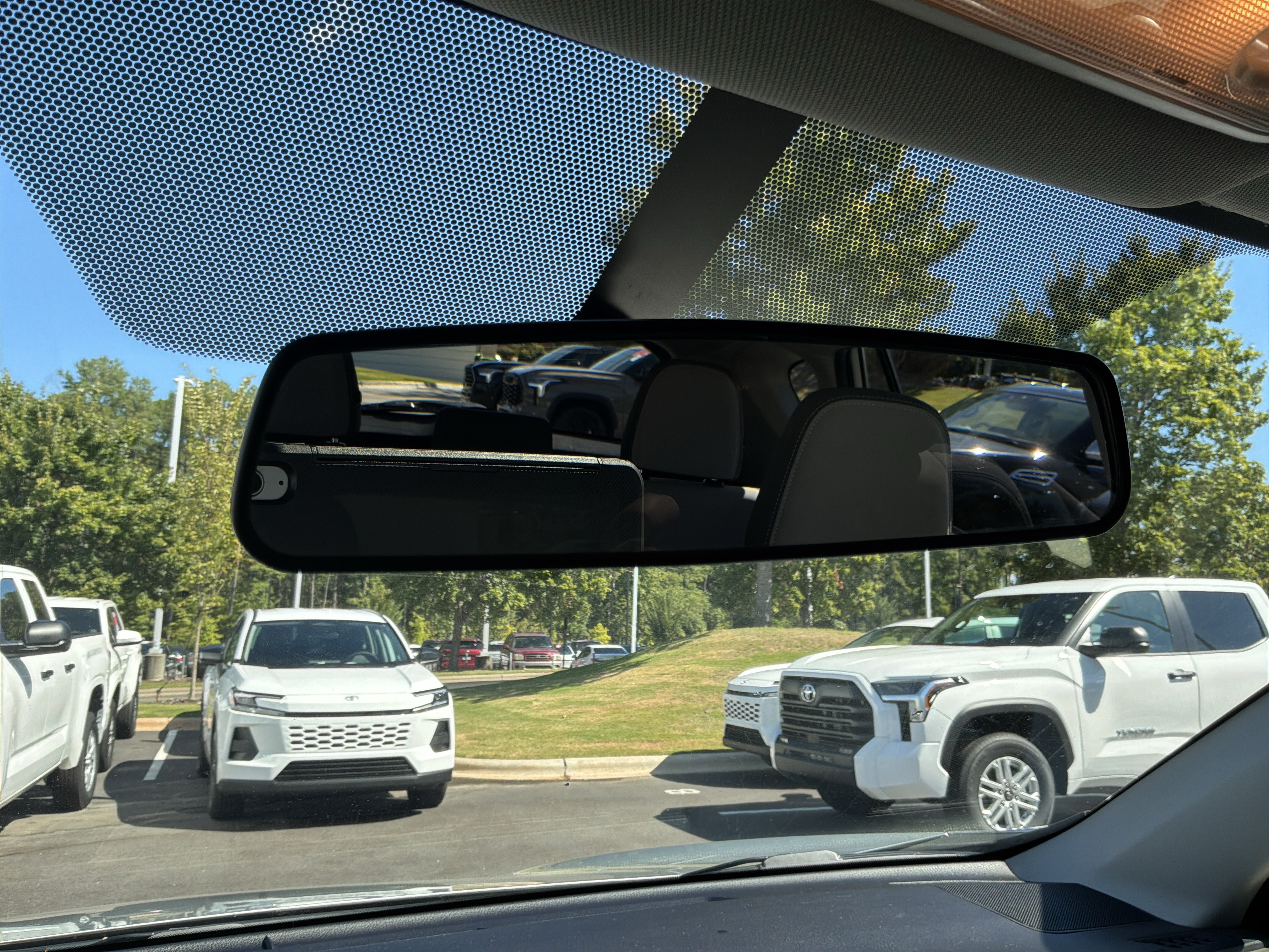 Used 2014 Toyota RAV4 XLE FWD image 26