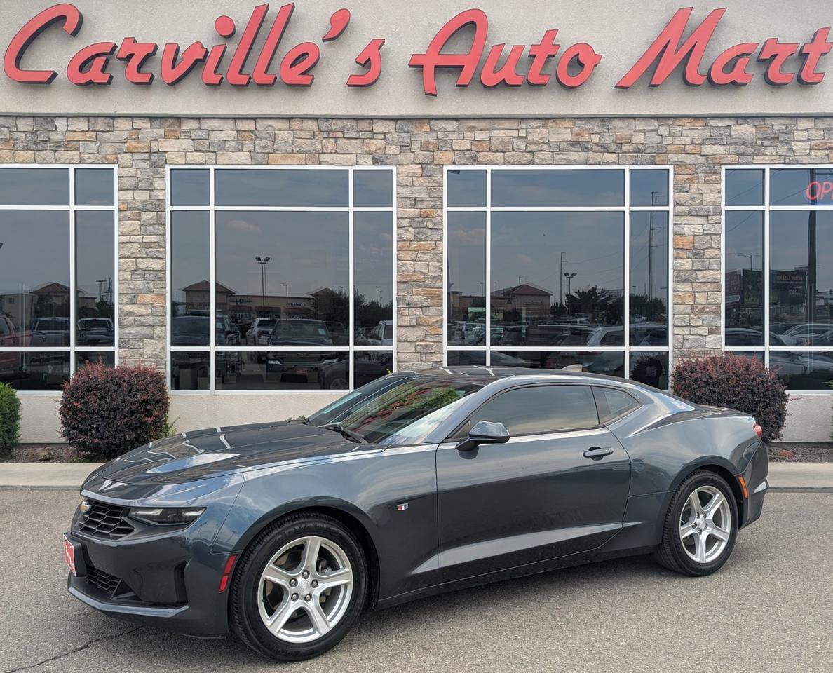 Used 2020 Chevrolet Camaro LT RWD image 1