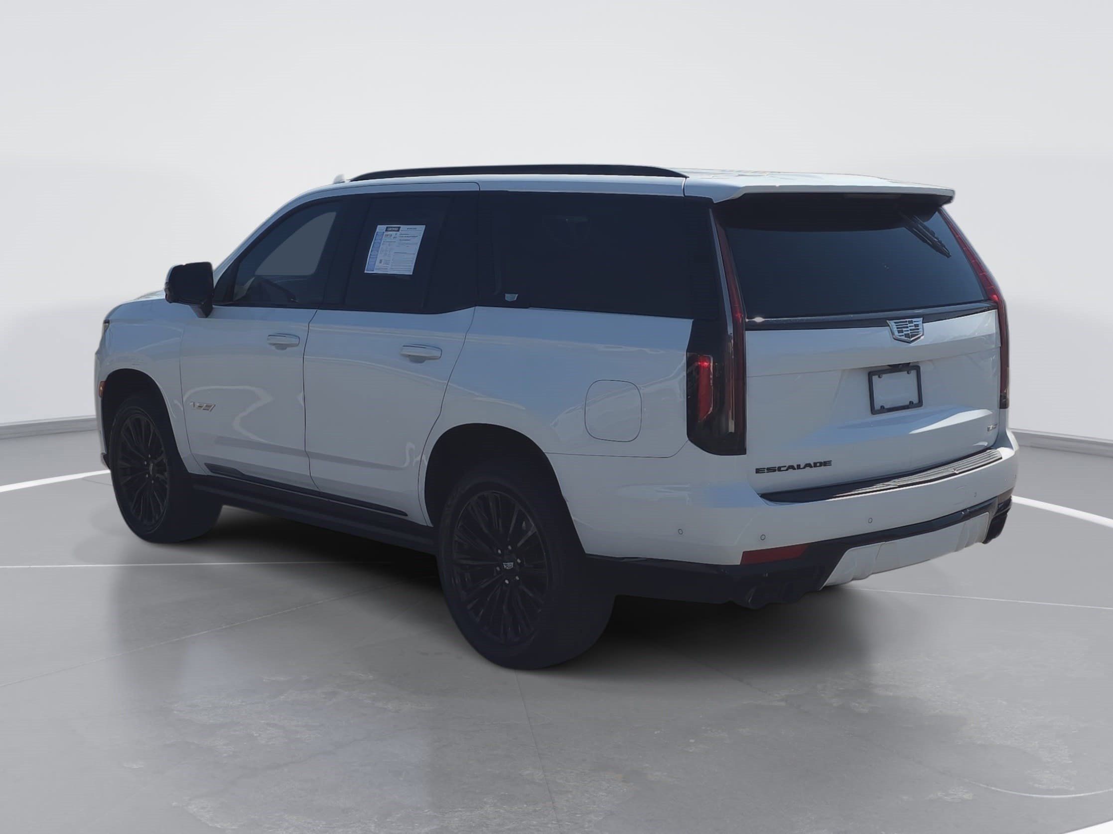 Certified 2024 Cadillac Escalade V w/ LPO, ONYX Package AWD/4WD image 5