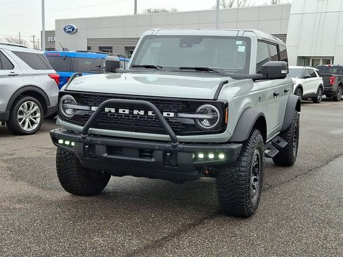 Used 2024 Ford Bronco Wildtrak image 4