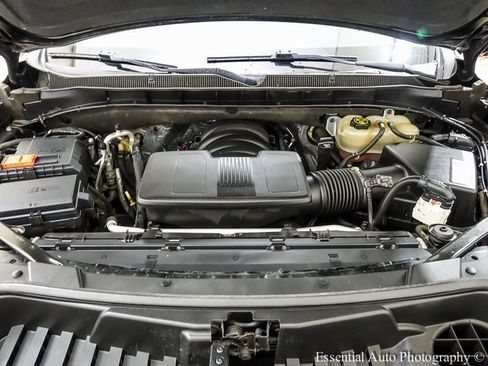 Used 2021 Chevrolet Tahoe LT w/ LT Signature Package image 29