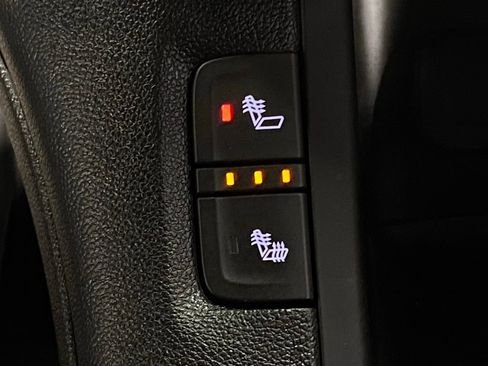 Used 2019 GMC Acadia SLT AWD/4WD image 24
