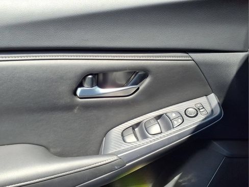 Used 2025 Nissan Sentra SV w/ All-Weather Package FWD image 20