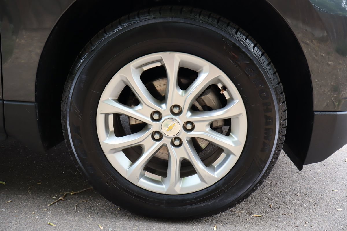 Used 2020 Chevrolet Equinox LT AWD/4WD image 44