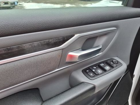 Used 2021 RAM 1500 Big Horn image 11