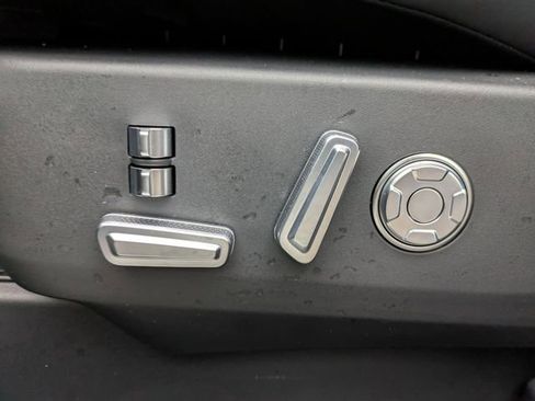 New 2026 Lincoln Nautilus Reserve image 19