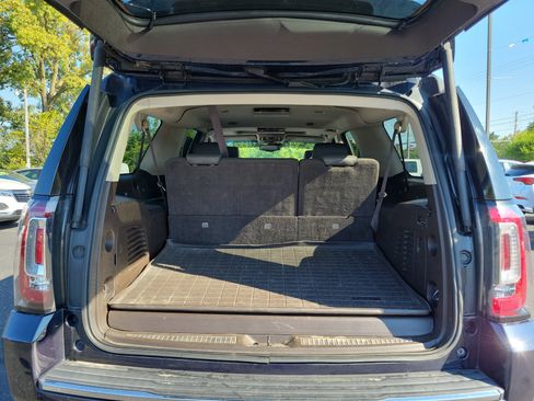 Used 2017 GMC Yukon XL Denali w/ Open Road Package image 8