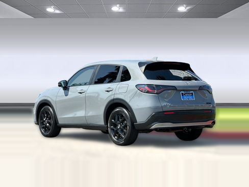 Certified 2024 Honda HR-V Sport image 3
