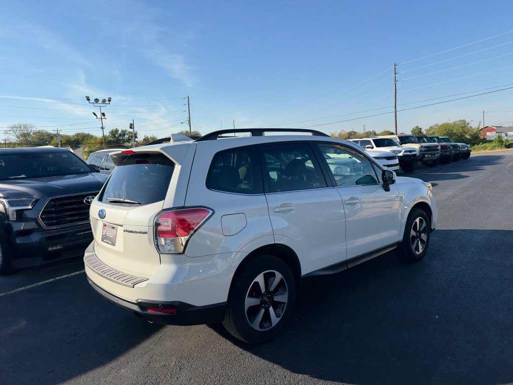 Used 2018 Subaru Forester 2.5i Limited AWD/4WD image 3