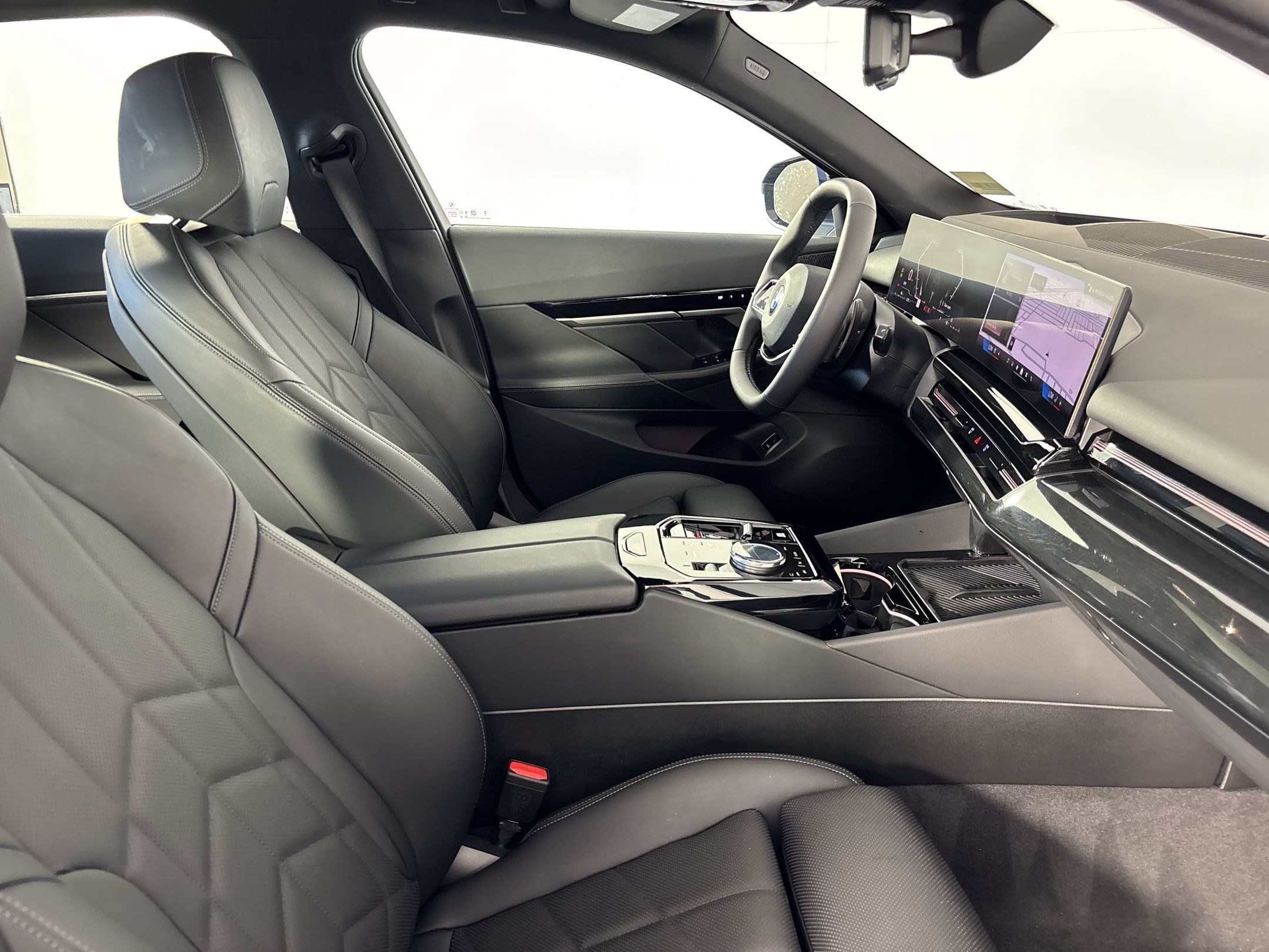 Used 2026 BMW 530i RWD image 24