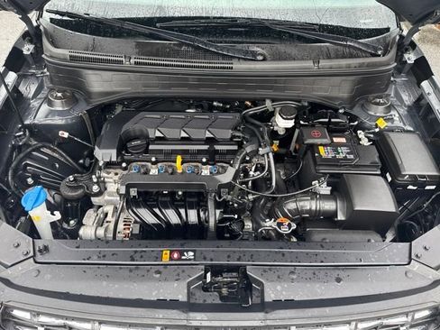 Certified 2024 Hyundai Venue SEL image 22
