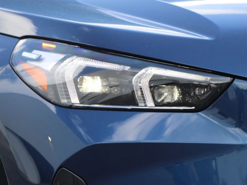 Certified 2025 BMW X1 xDrive28i w/ Convenience Package image 5