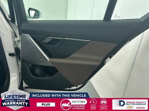 Used 2026 BMW 530i xDrive w/ Premium Package AWD/4WD image 25