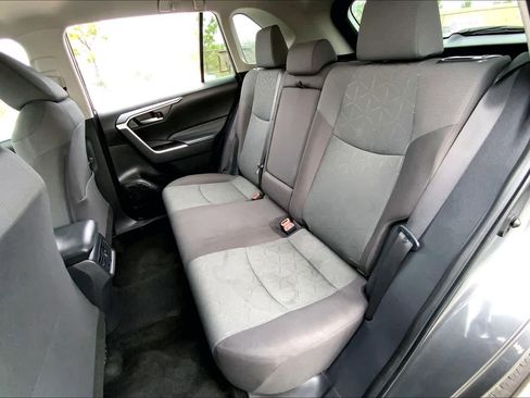 Used 2024 Toyota RAV4 XLE image 19