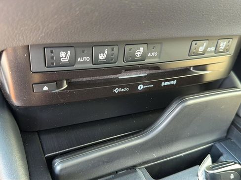 Certified 2021 Lexus ES 350 w/ Premium Package FWD image 28