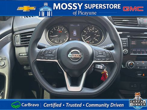 Certified 2020 Nissan Rogue Sport S FWD image 17
