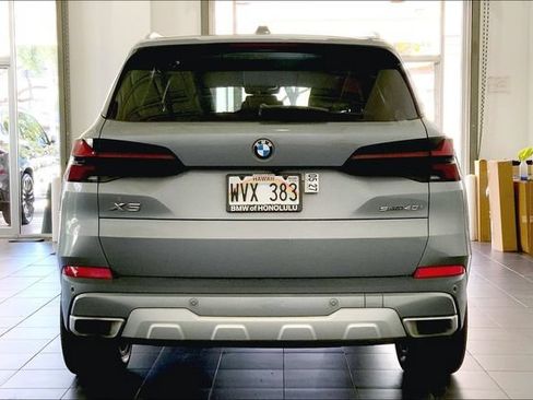 Used 2024 BMW X5 sDrive40i w/ Parking Assistance Package RWD image 4