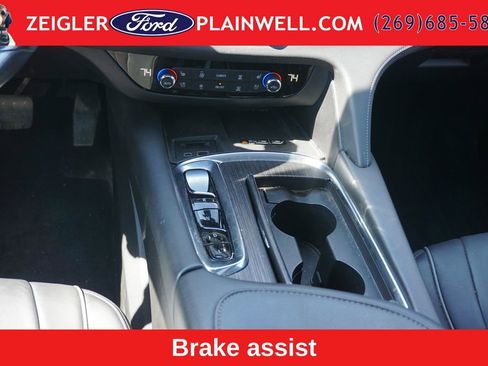 Used 2022 Buick Enclave Avenir w/ Avenir Technology Package AWD/4WD image 18
