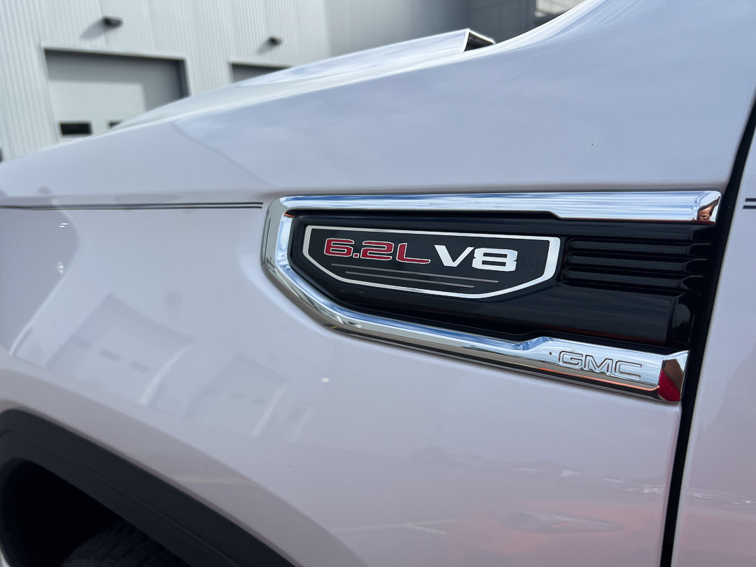 Used 2023 GMC Sierra 1500 Denali AWD/4WD image 3