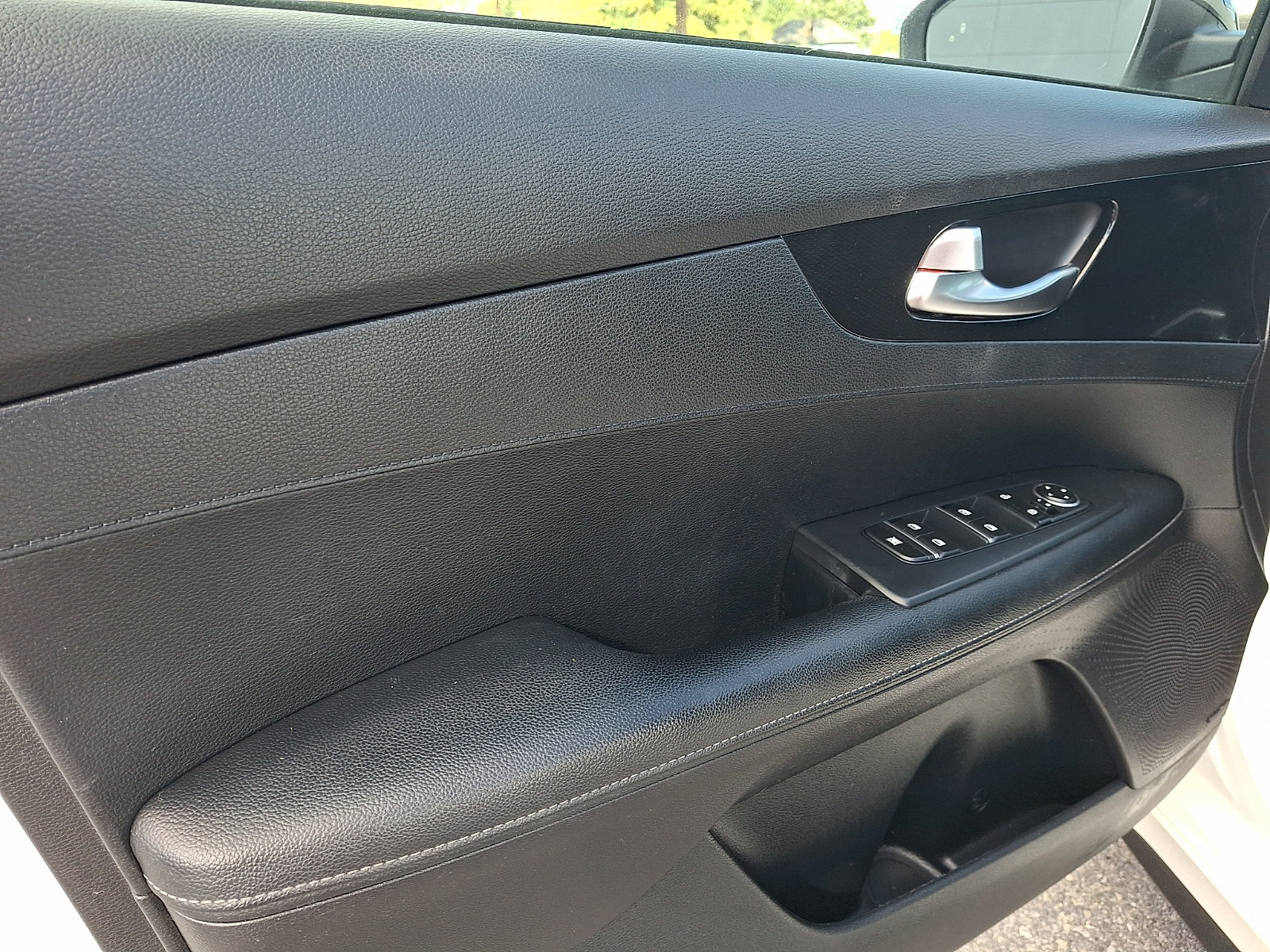 Certified 2021 Kia Forte GT-Line w/ GT-Line Premium Package FWD image 12