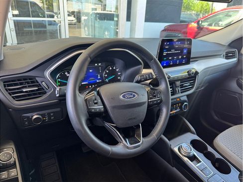 Used 2022 Ford Escape SE w/ Convenience Package FWD image 23