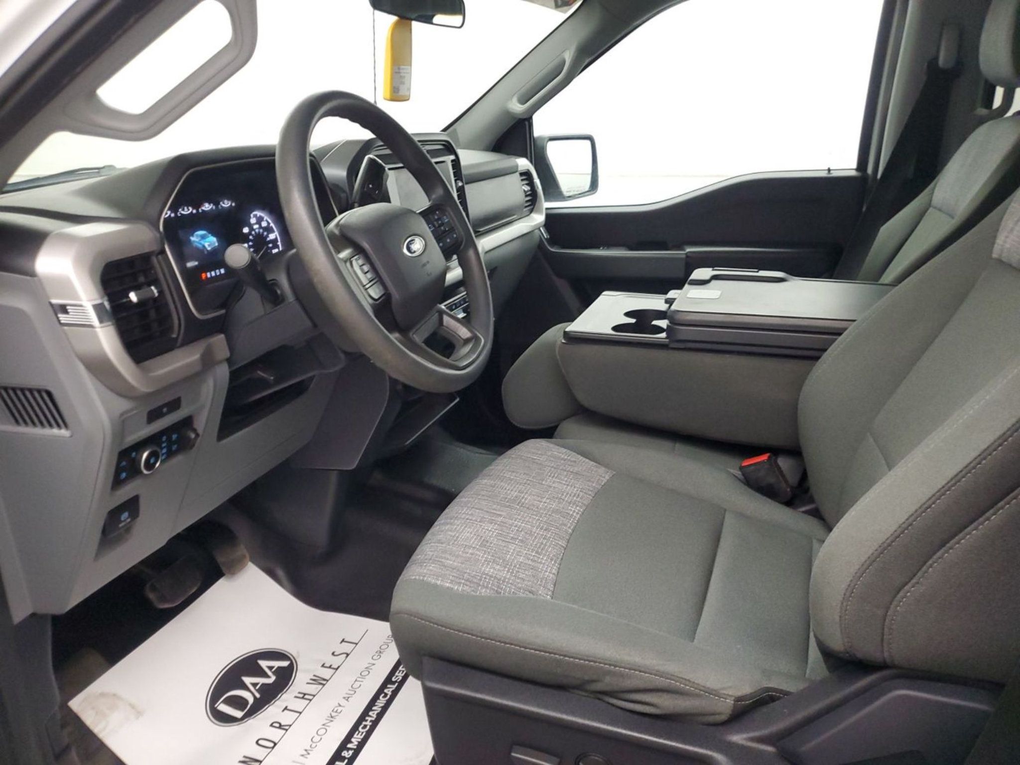 Used 2023 Ford F150 XLT w/ Max Trailer Tow Package AWD/4WD image 6