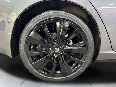 Used 2022 Nissan Altima 2.5 SR w/ Midnight Edition Package FWD image 44