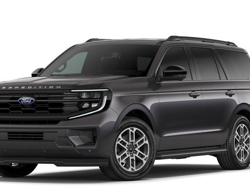 New 2026 Ford Expedition Active image 1