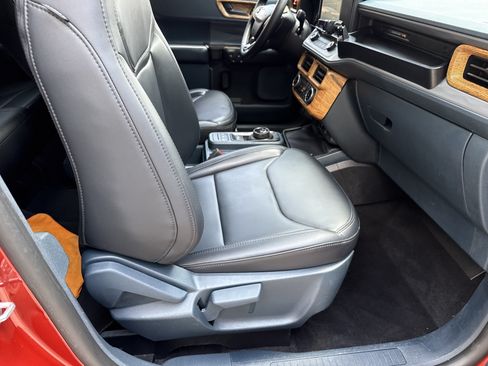 Used 2024 Ford Maverick Lariat w/ Black Appearance Package FWD image 13