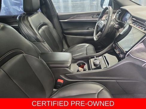 Used 2024 Jeep Grand Cherokee L Limited w/ Luxury Tech Group II AWD/4WD image 10