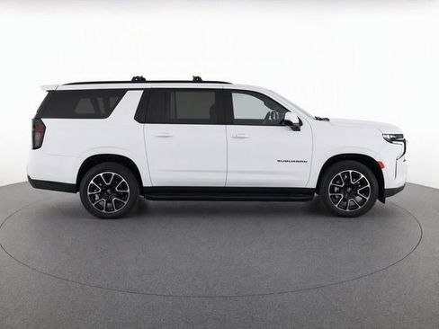 Used 2023 Chevrolet Suburban RST w/ Luxury Package RWD image 8