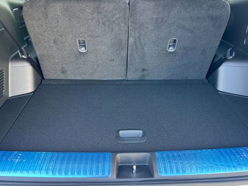 New 2026 Hyundai Ioniq 9 Calligraphy image 16