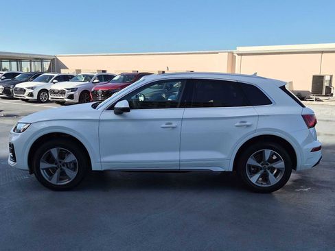 Certified 2023 Audi Q5 2.0T Premium Plus w/ Premium Plus Package image 3